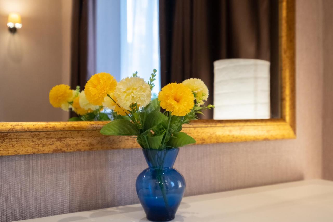 Feel Sofia - One Bedroom Apartment Next To Russian Square Екстер'єр фото
